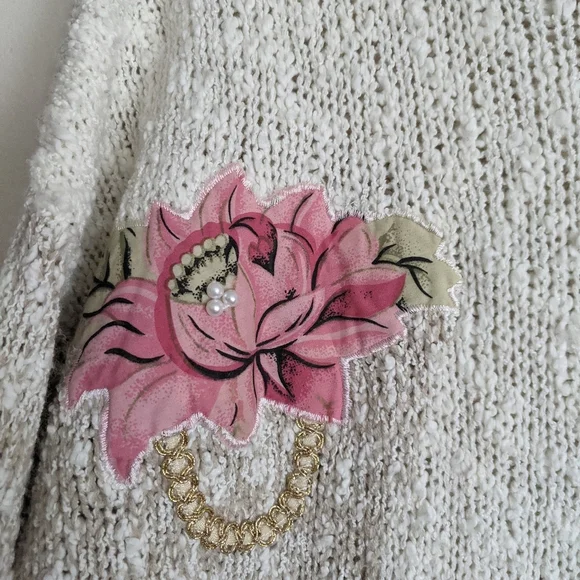 Seperate Issue Vintage Knit Sweater with Appliqué – Women's Size 22 - Picture 7 of 8